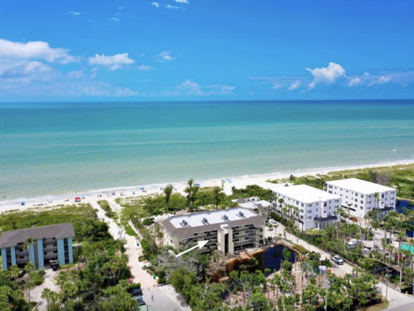 Sanibel Vacation Condo Sleeps Six Guests.